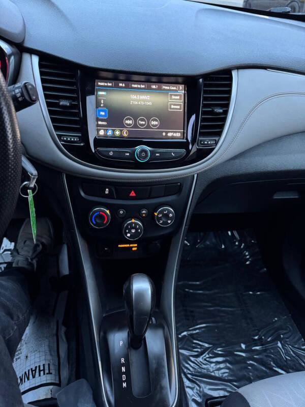 Used 2019 Chevrolet Trax LT image 22