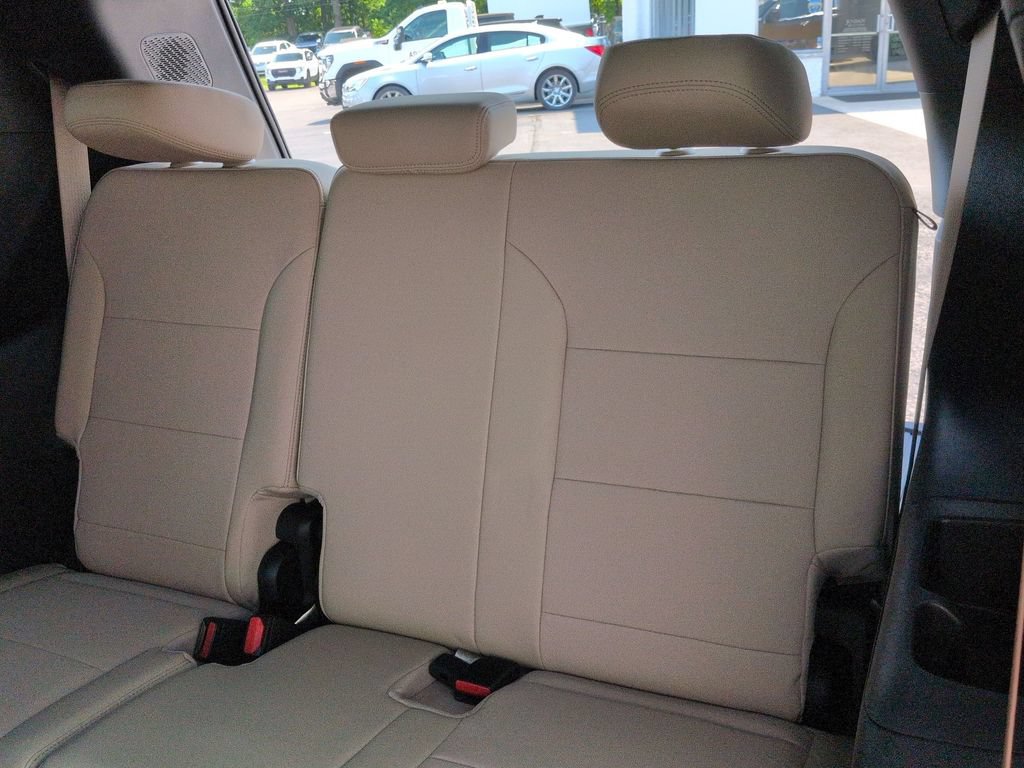 New 2026 Buick Enclave Preferred w/ Power Package AWD/4WD image 24