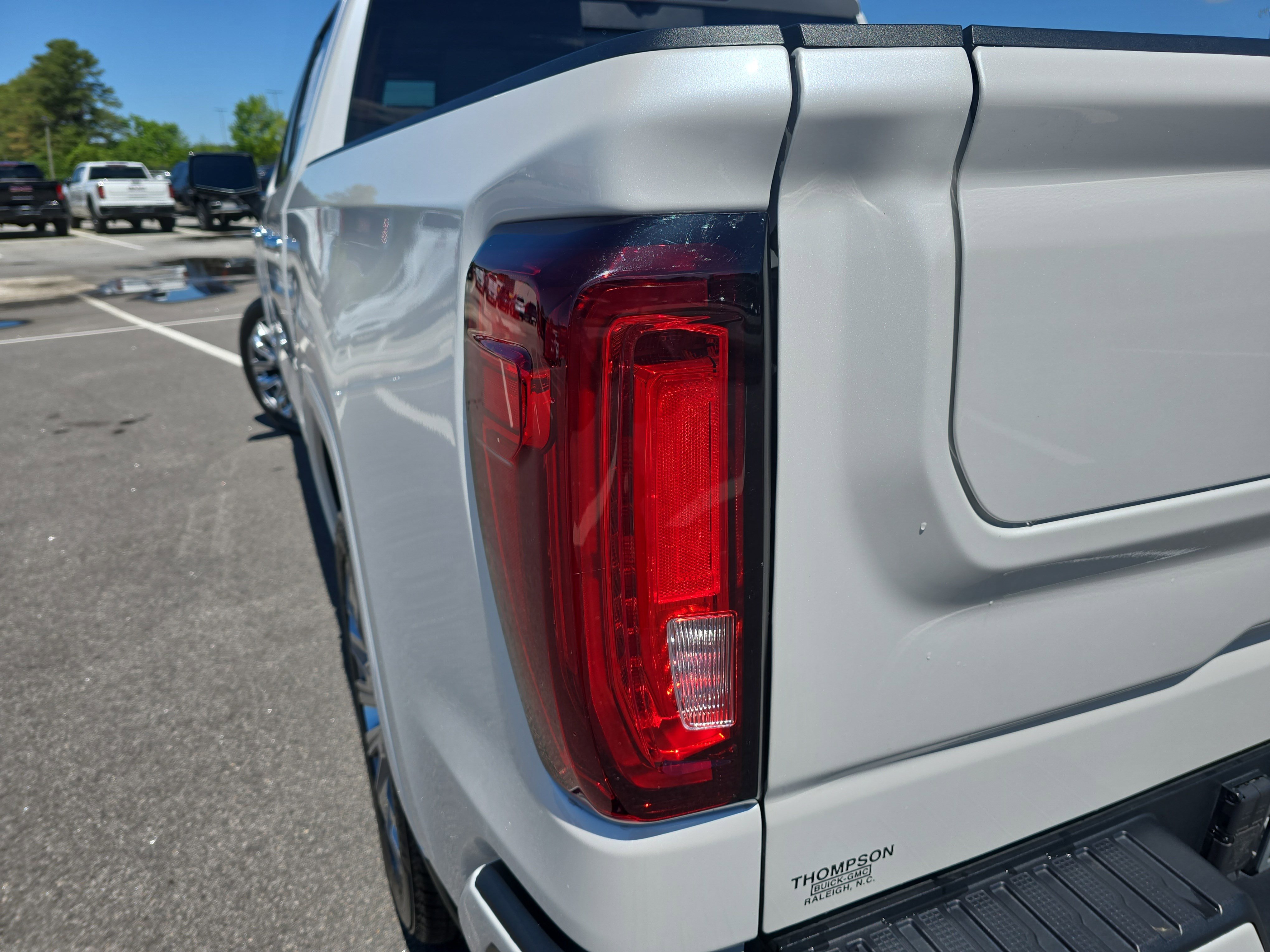 Used 2025 GMC Sierra 1500 Denali w/ Denali Reserve Package AWD/4WD image 35