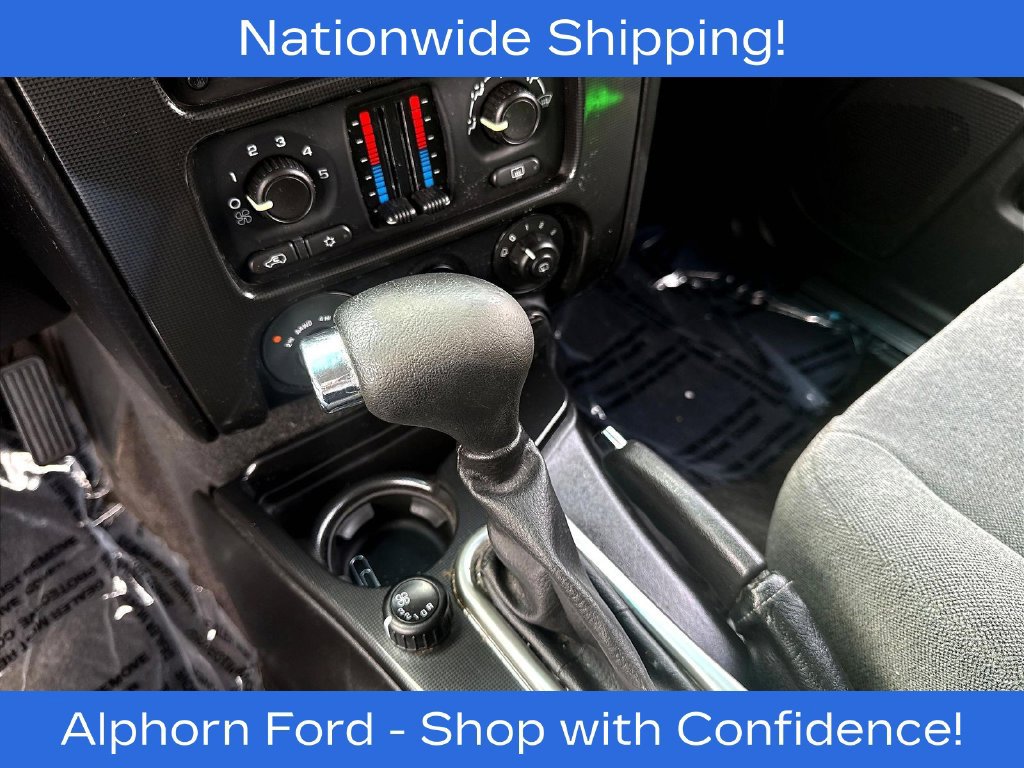 Used 2005 GMC Envoy XL SLE AWD/4WD image 14