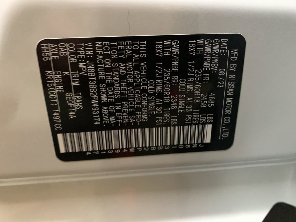 Used 2023 Nissan Rogue SV image 32