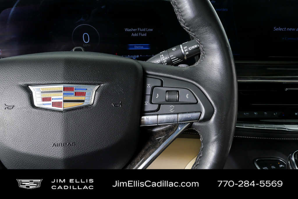 Used 2024 Cadillac Escalade Premium Luxury image 11