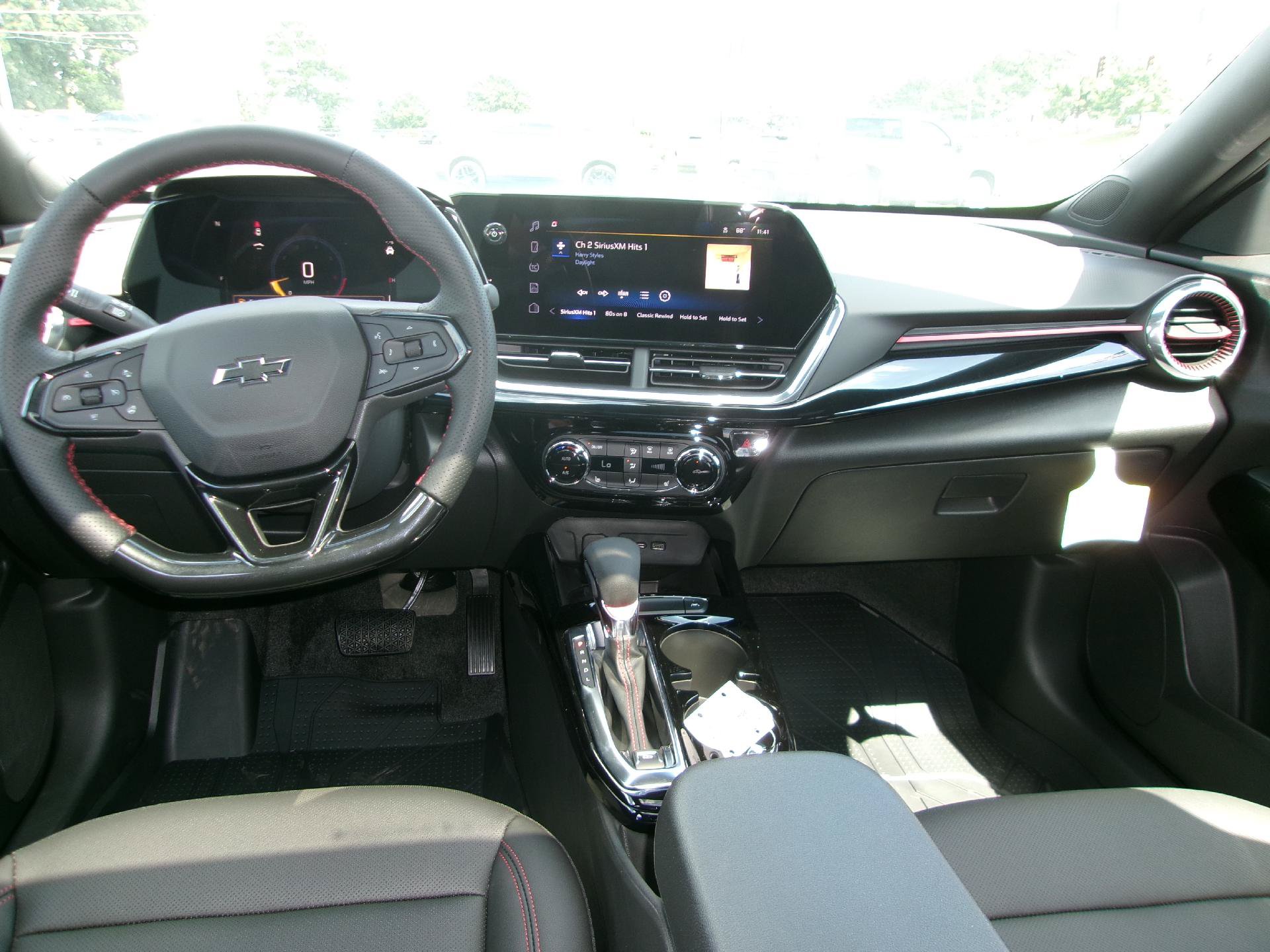 New 2026 Chevrolet Trax RS w/ Sunroof Package FWD image 14