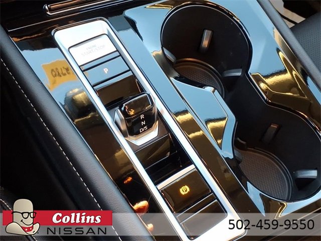 Used 2025 Volkswagen Atlas SE image 24