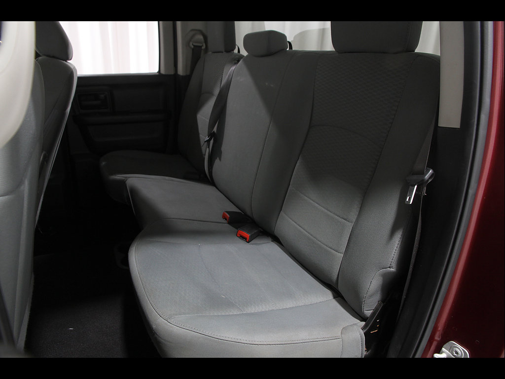Used 2019 RAM 1500 Express w/ Express Value Package AWD/4WD image 17