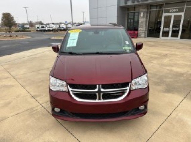Used 2020 Dodge Grand Caravan SXT FWD image 6