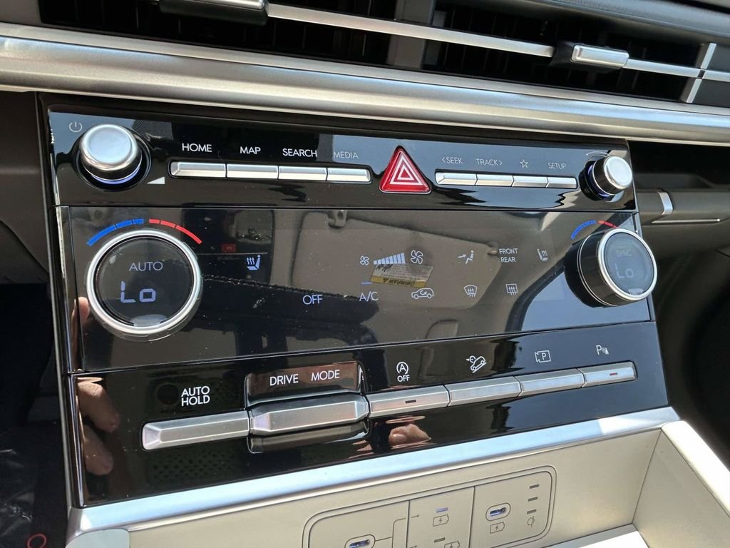 New 2027 Hyundai Santa Fe SEL FWD image 21