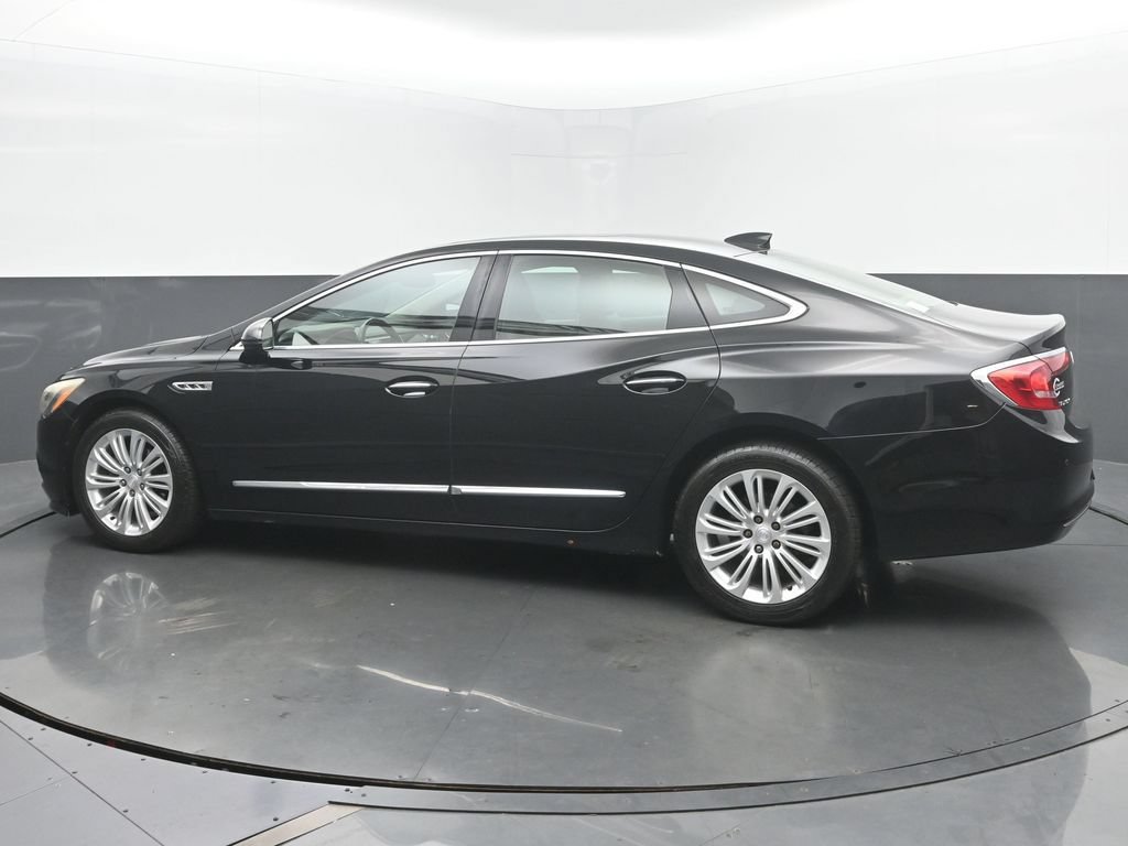 Used 2018 Buick LaCrosse Essence w/ Sun and Shade Package FWD image 3