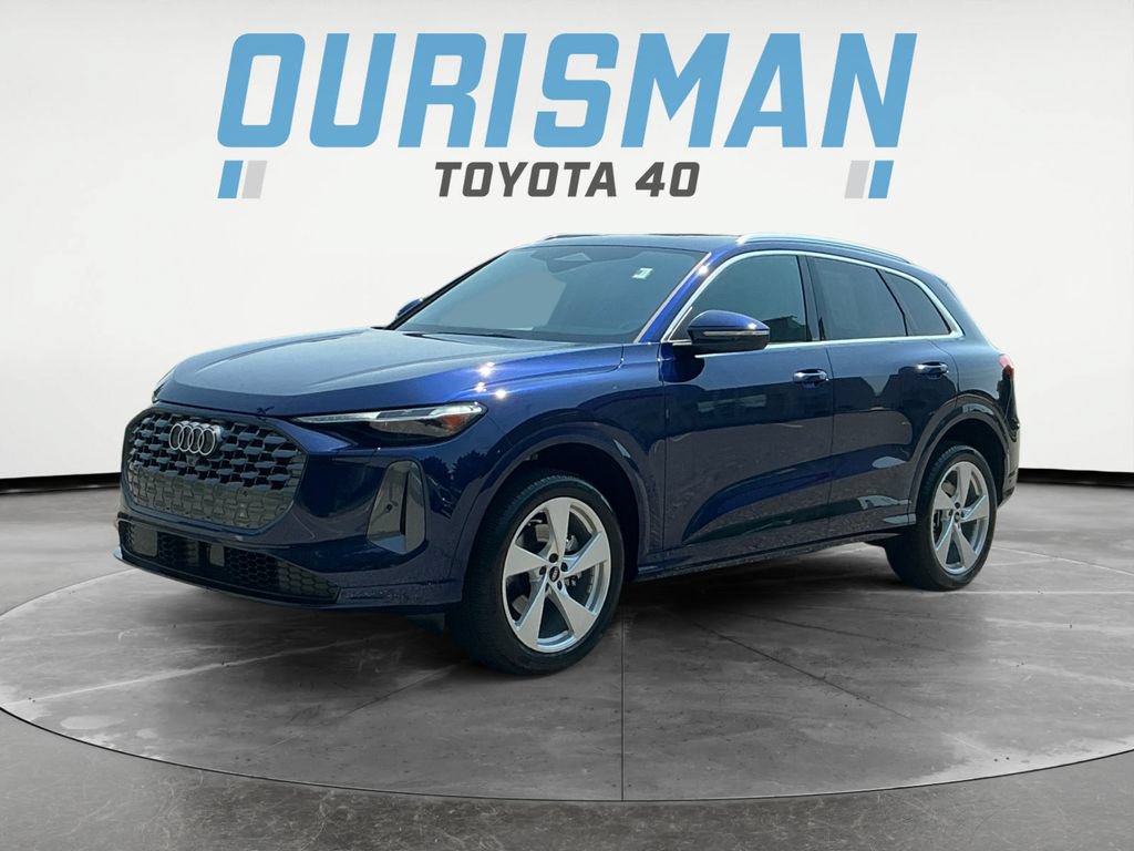 Used 2025 Audi Q5 Premium Plus AWD/4WD image 3
