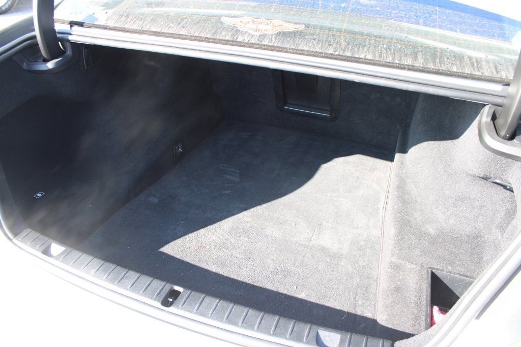 Used 2018 BMW 750i image 35