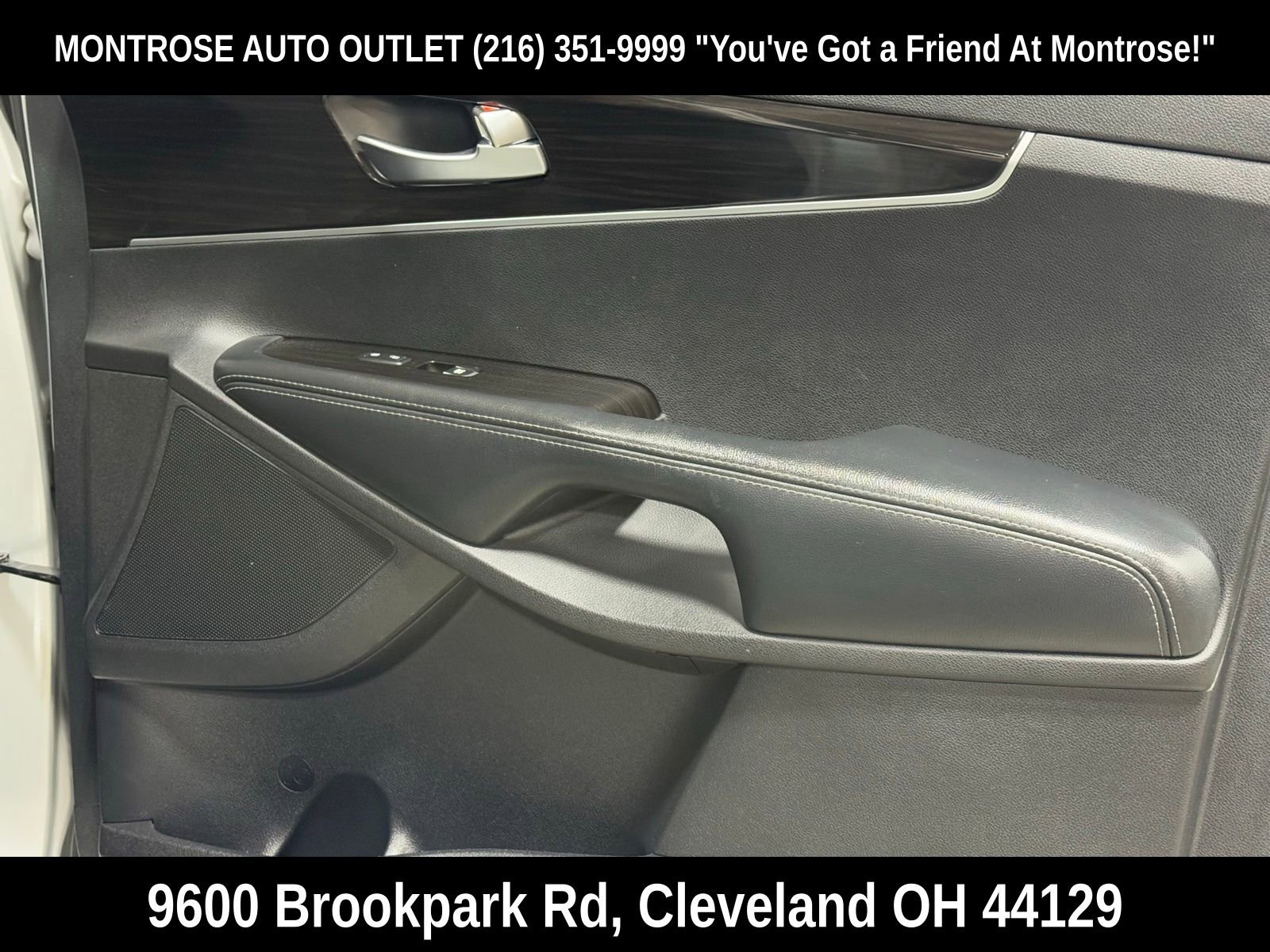 Used 2020 Kia Sorento LX image 47