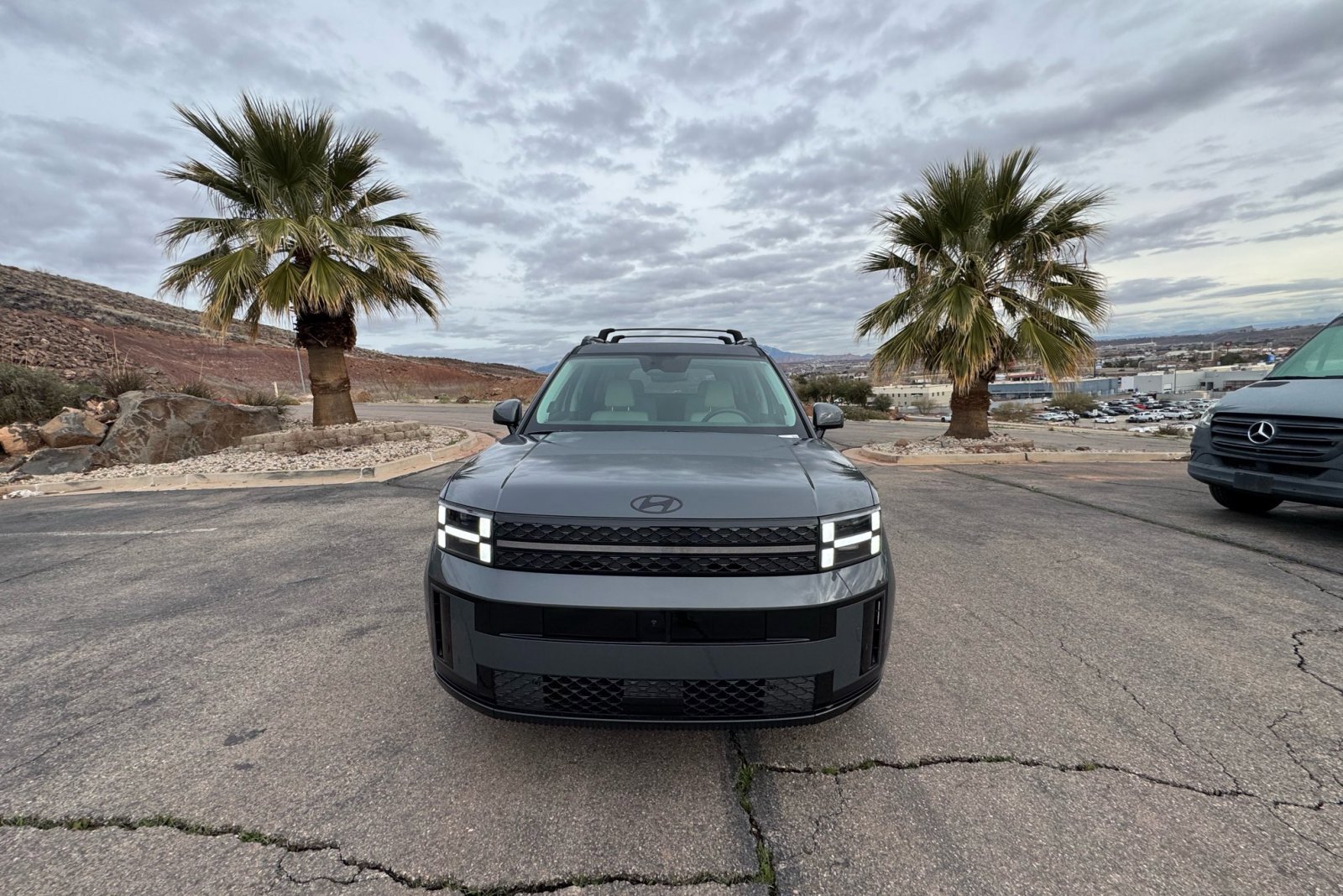 Used 2025 Hyundai Santa Fe Calligraphy image 8