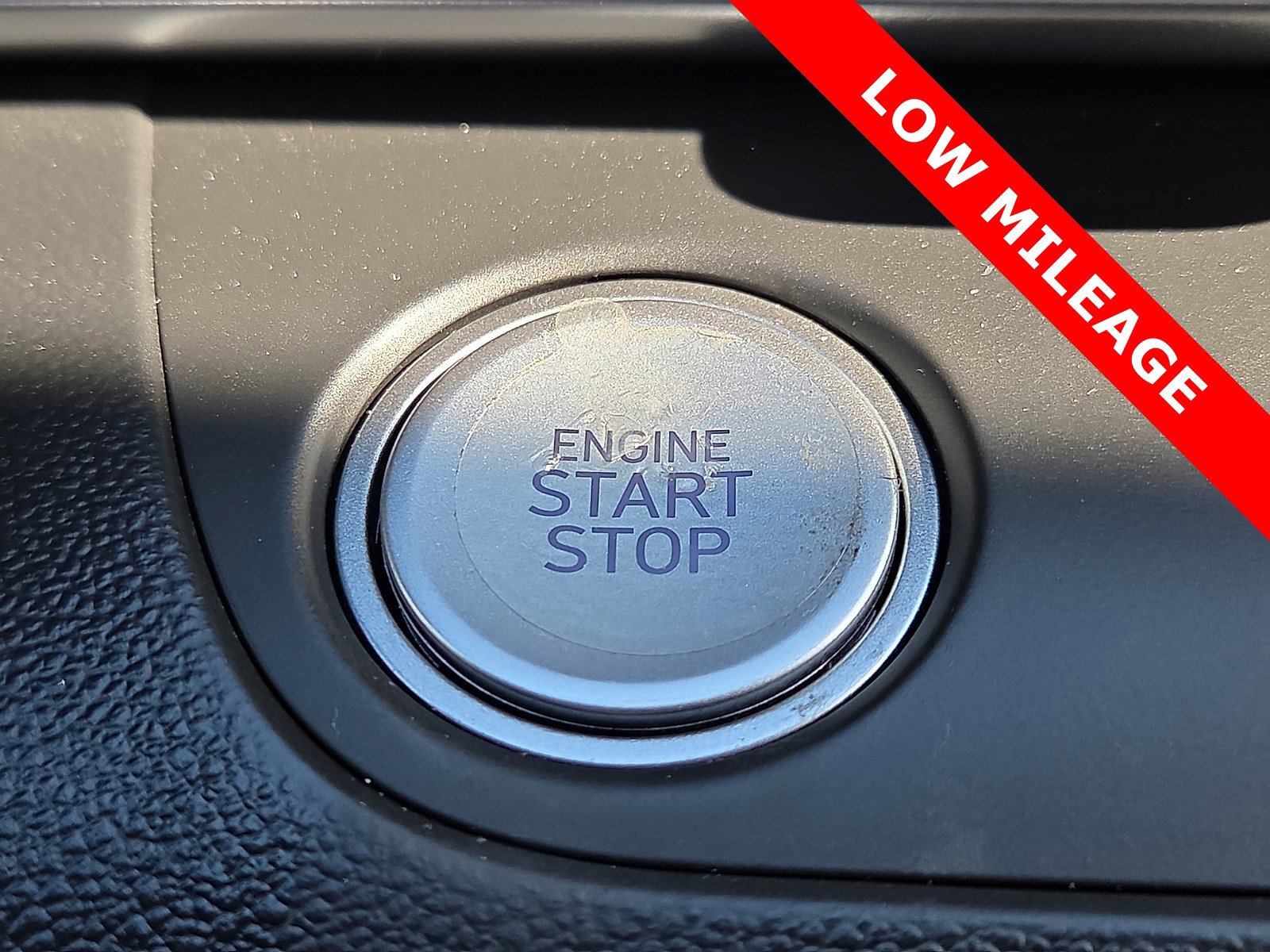 Used 2024 Hyundai Elantra SEL image 20