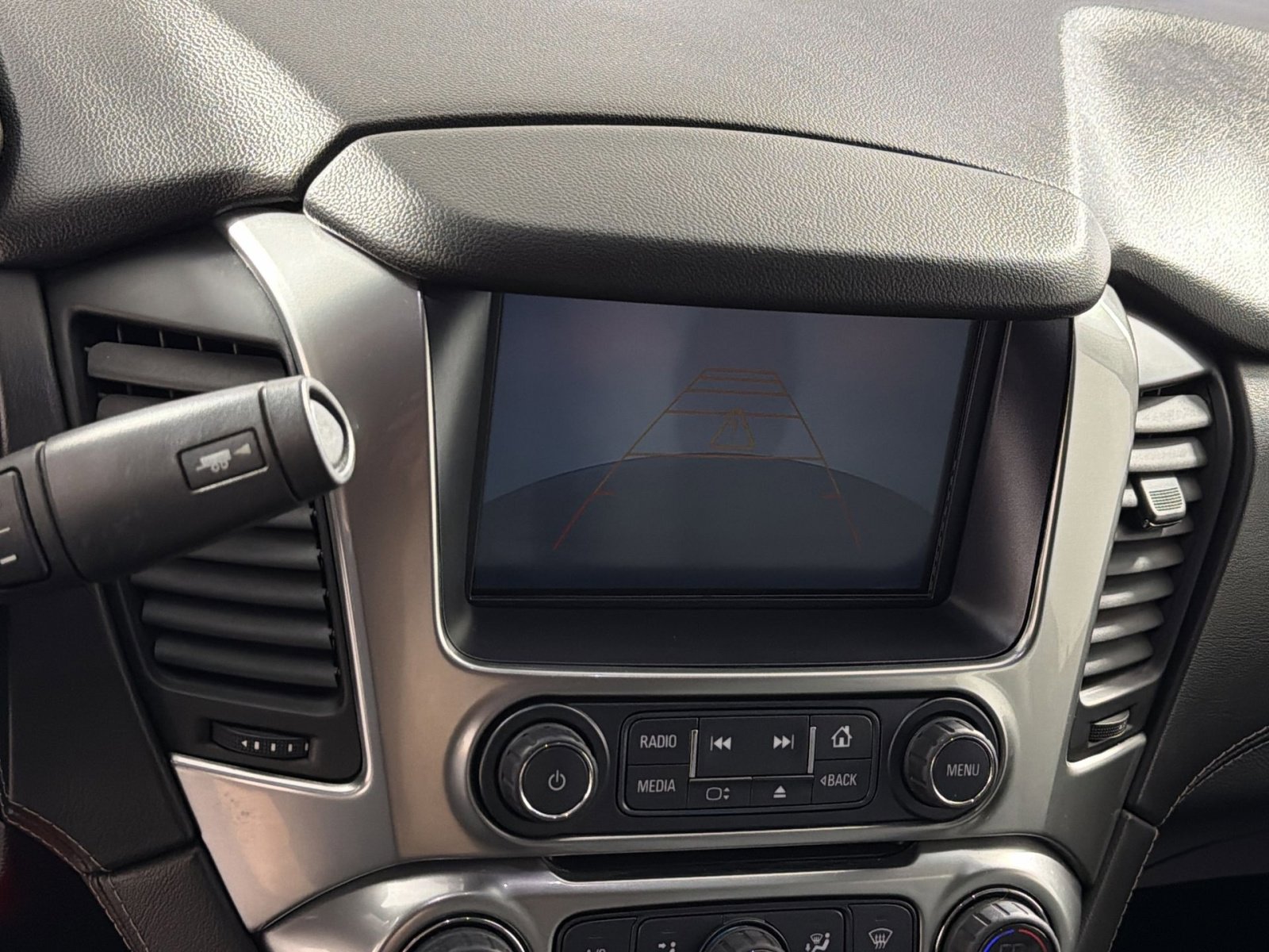 Used 2016 Chevrolet Suburban LS image 19