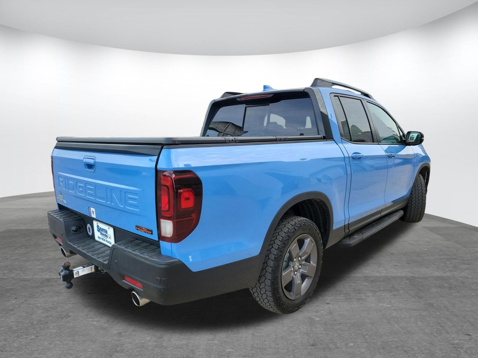 Used 2025 Honda Ridgeline TrailSport image 5