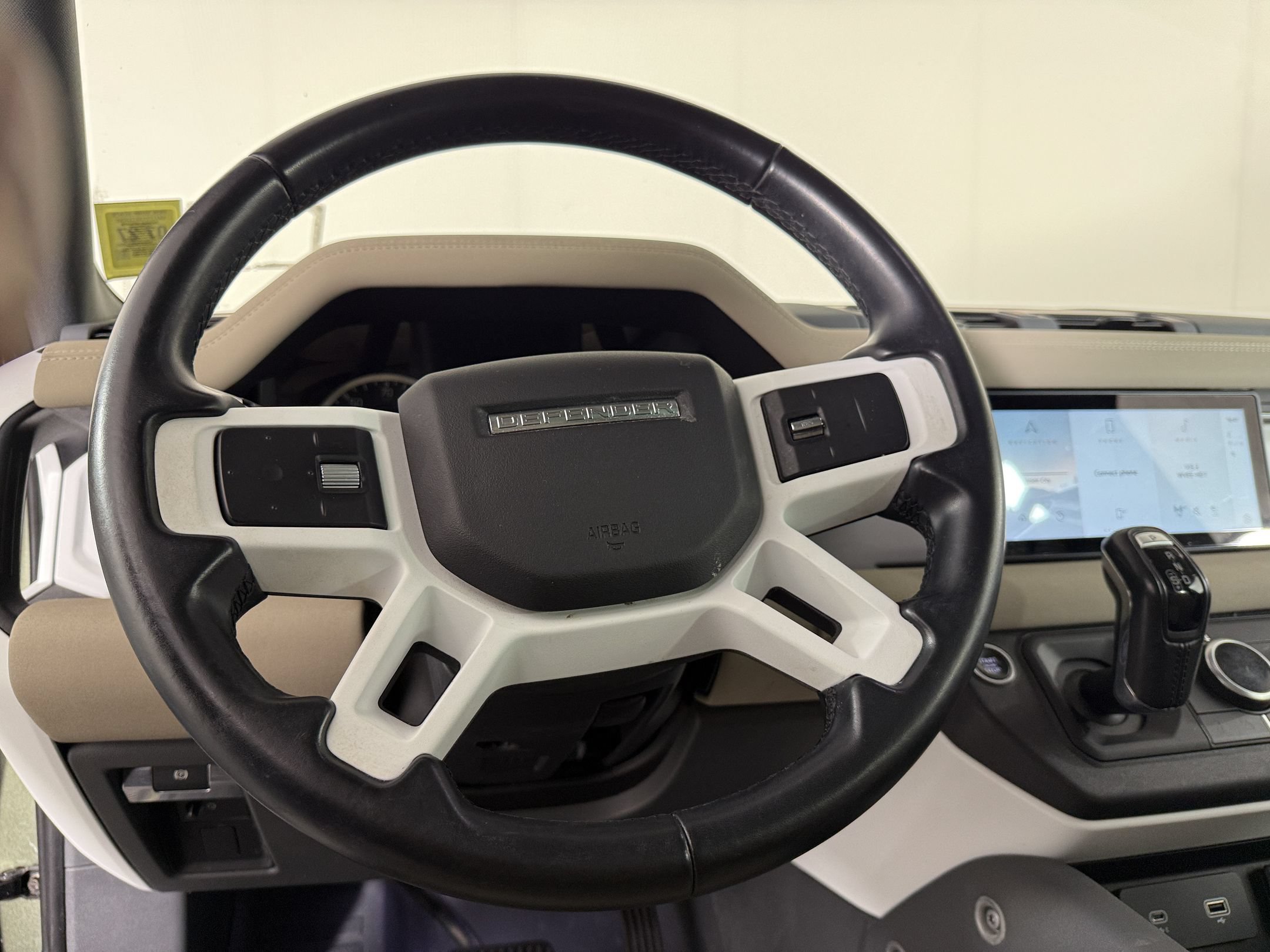 Used 2022 Land Rover Defender 110 S AWD/4WD image 27