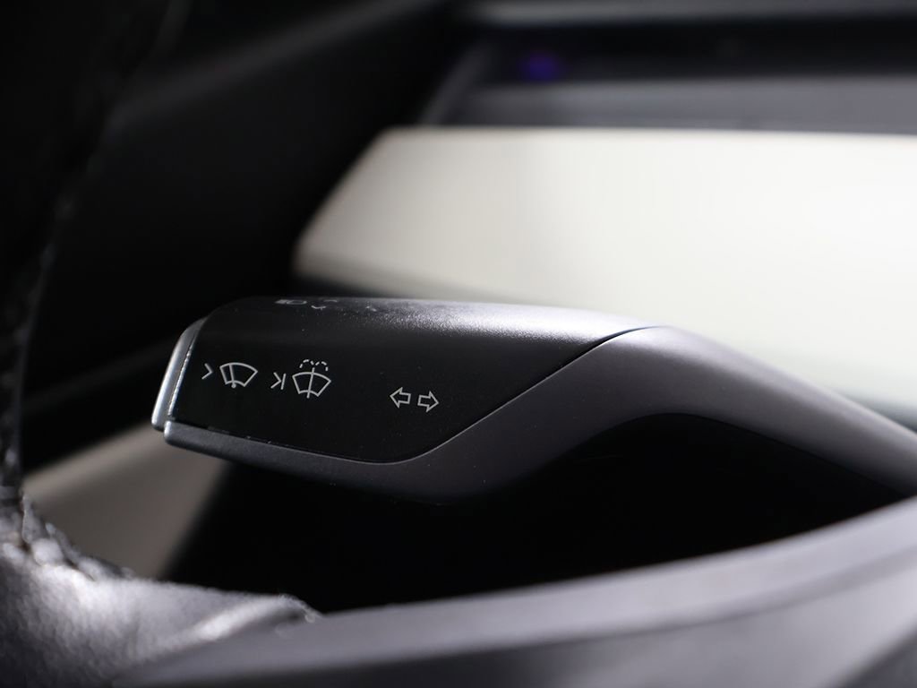 Used 2020 Tesla Model 3 Performance AWD/4WD image 40