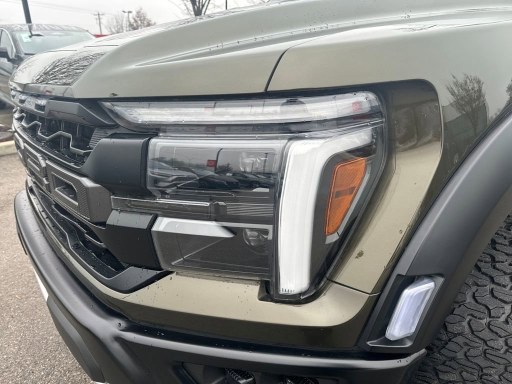 Used 2025 Ford F150 Raptor image 34
