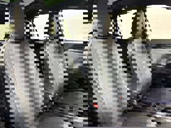 New 2026 Volkswagen Tiguan SE R-Line image 14