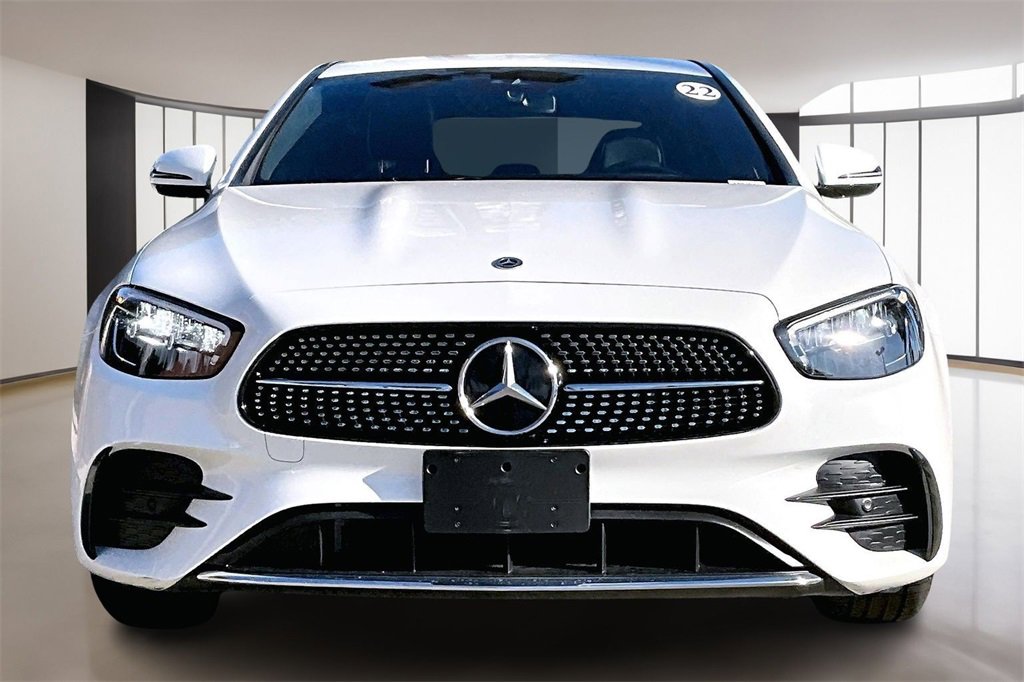 Used 2022 Mercedes-Benz E 350 Sedan image 2