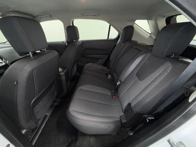 Used 2017 Chevrolet Equinox LS AWD/4WD image 28