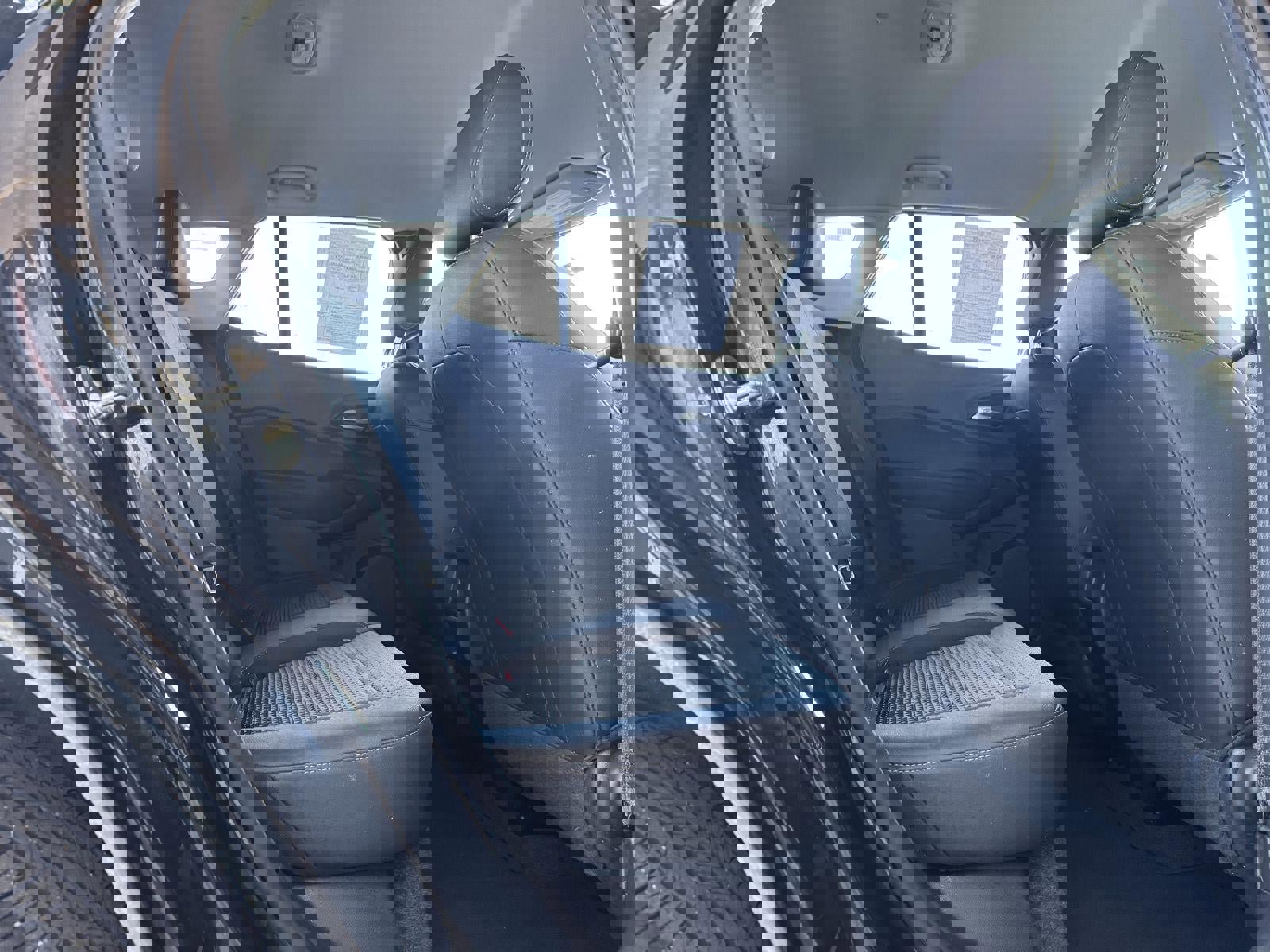 Used 2025 Chevrolet Trax LT w/ LT Convenience Package FWD image 30