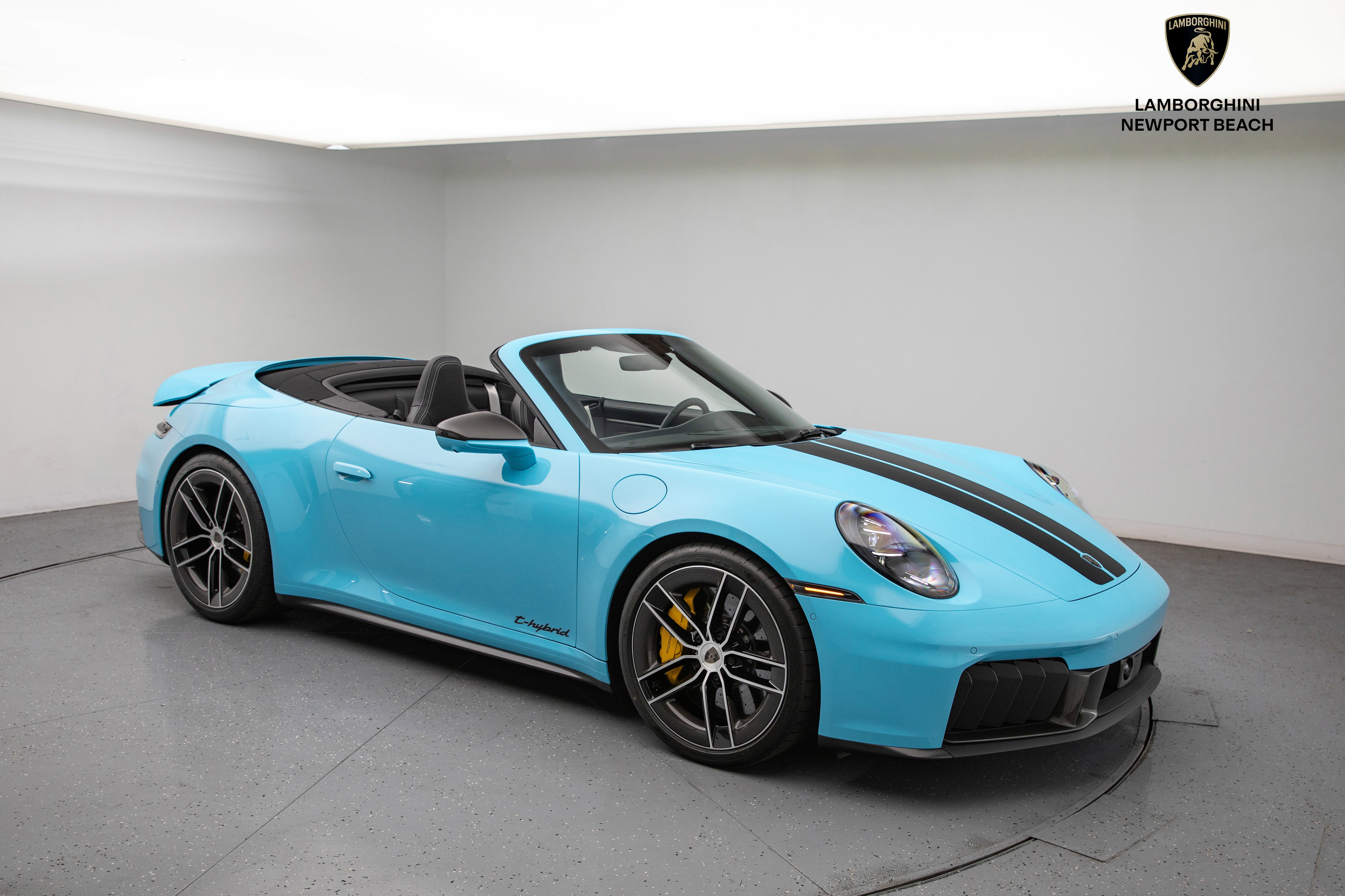 Used 2025 Porsche 911 GTS image 1
