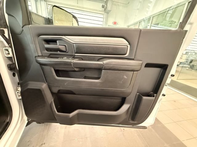 Used 2022 RAM 4500 Tradesman RWD image 31