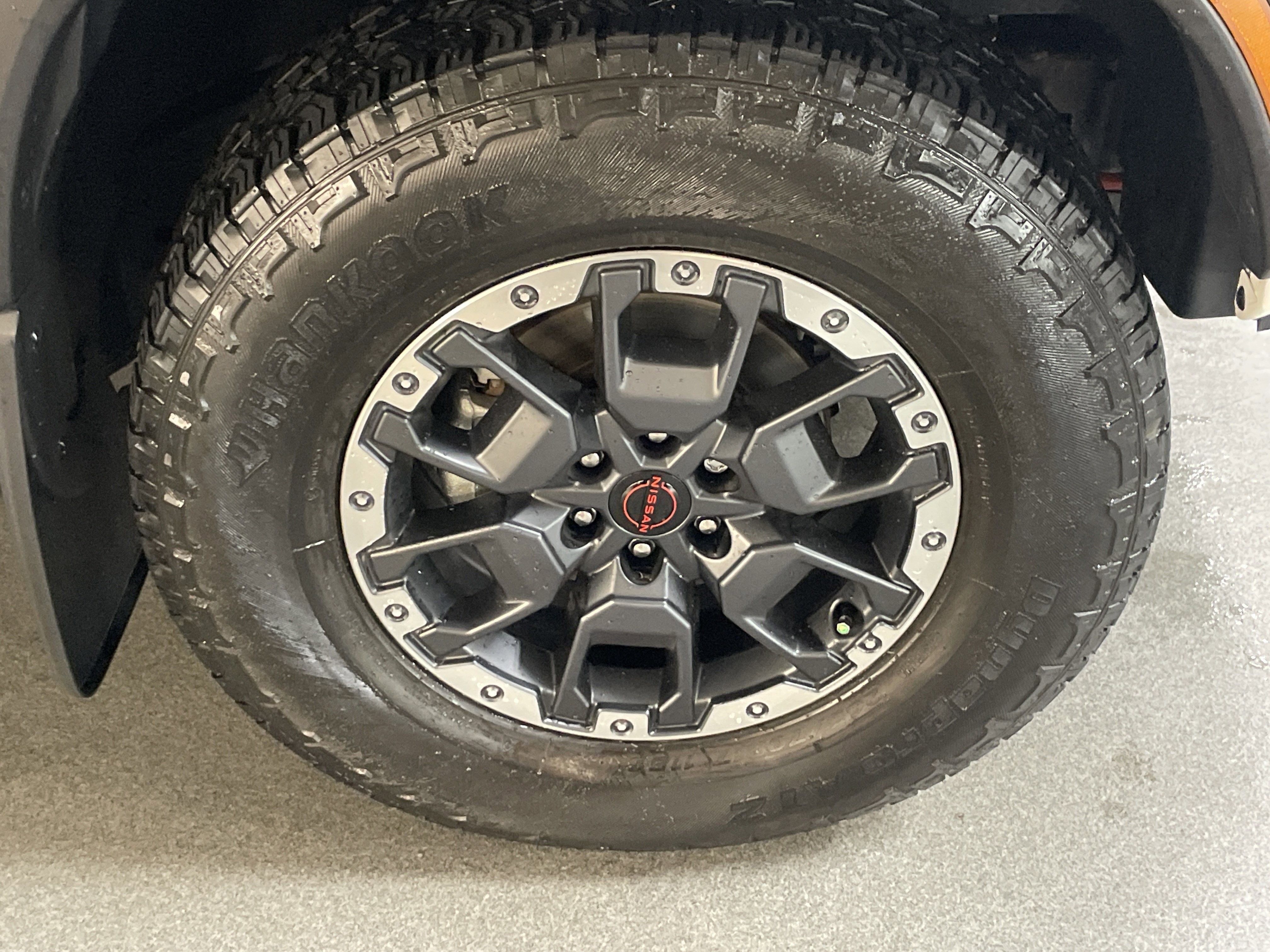 Used 2025 Nissan Frontier PRO-4X w/ Pro Premium Package AWD/4WD image 13