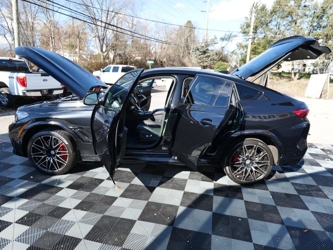 Used 2023 BMW X6 M Competition w/ Competition Package image 60