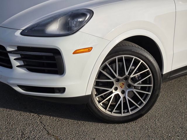 Used 2022 Porsche Cayenne Platinum Edition image 9
