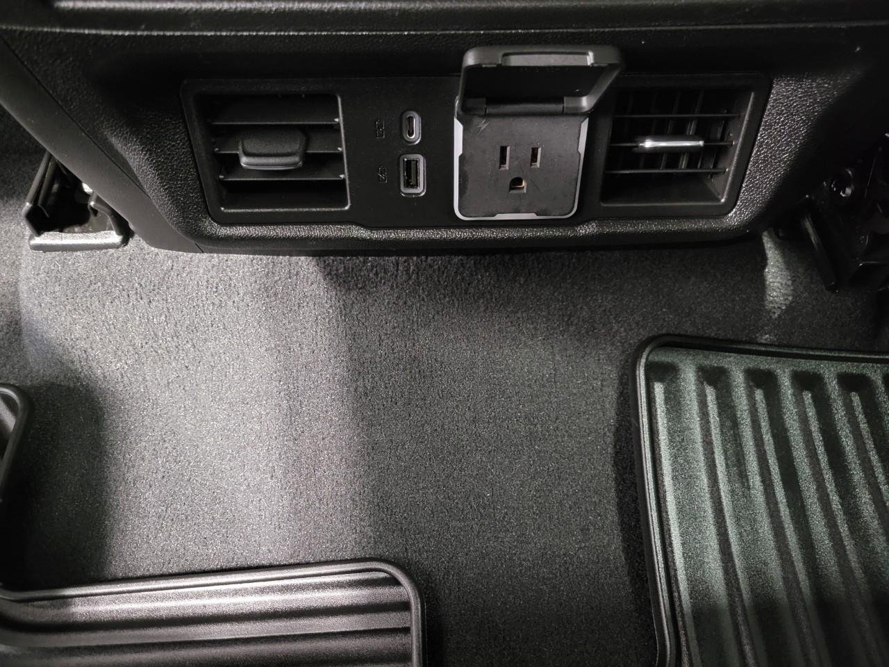 Used 2022 Chevrolet Silverado 1500 LT image 22