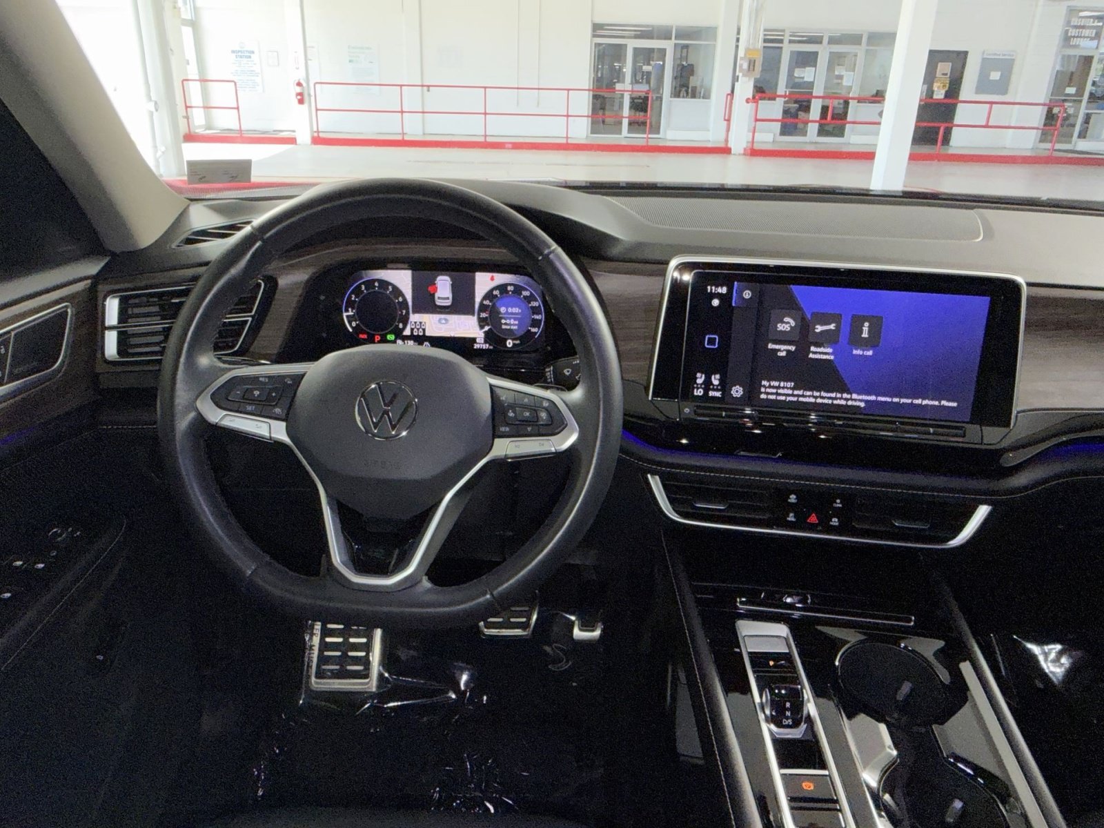 Used 2024 Volkswagen Atlas SEL Premium R-Line AWD/4WD image 16