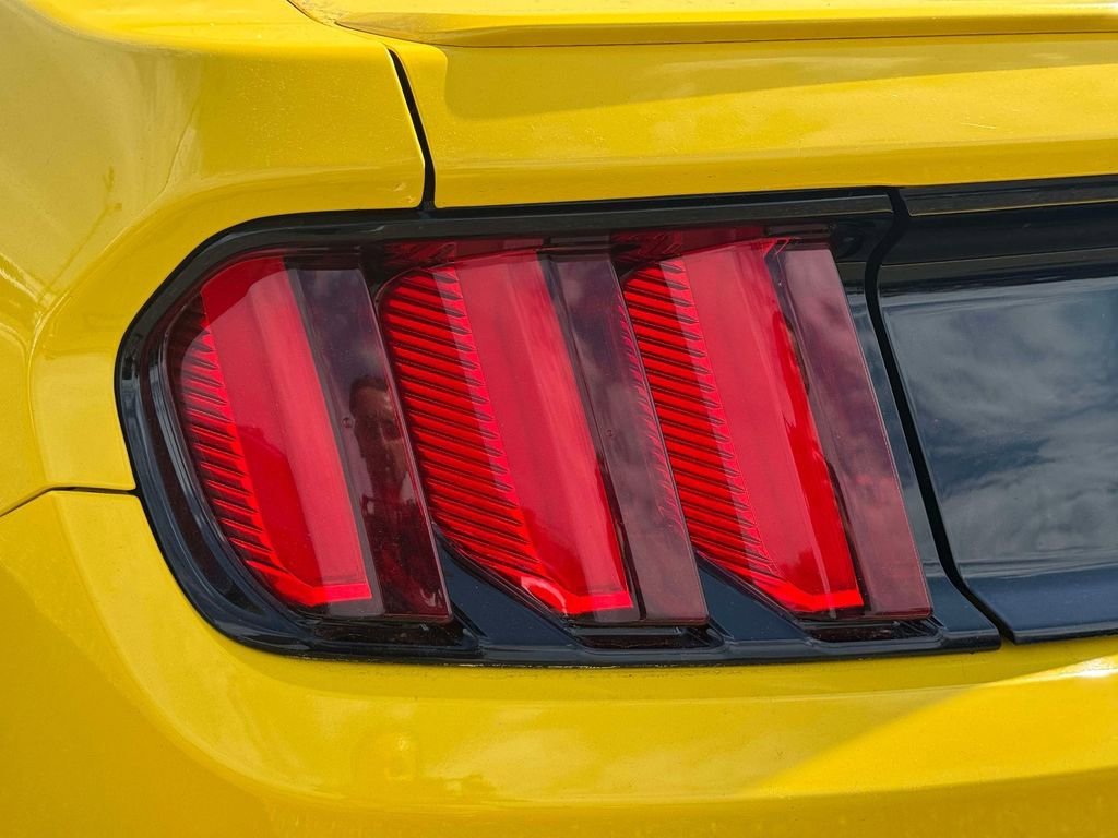 Used 2016 Ford Mustang Premium RWD image 10