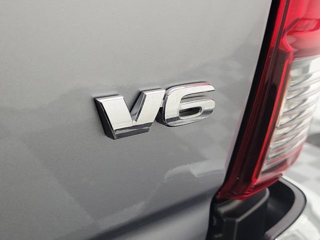 Used 2021 Toyota Tacoma SR5 RWD image 8