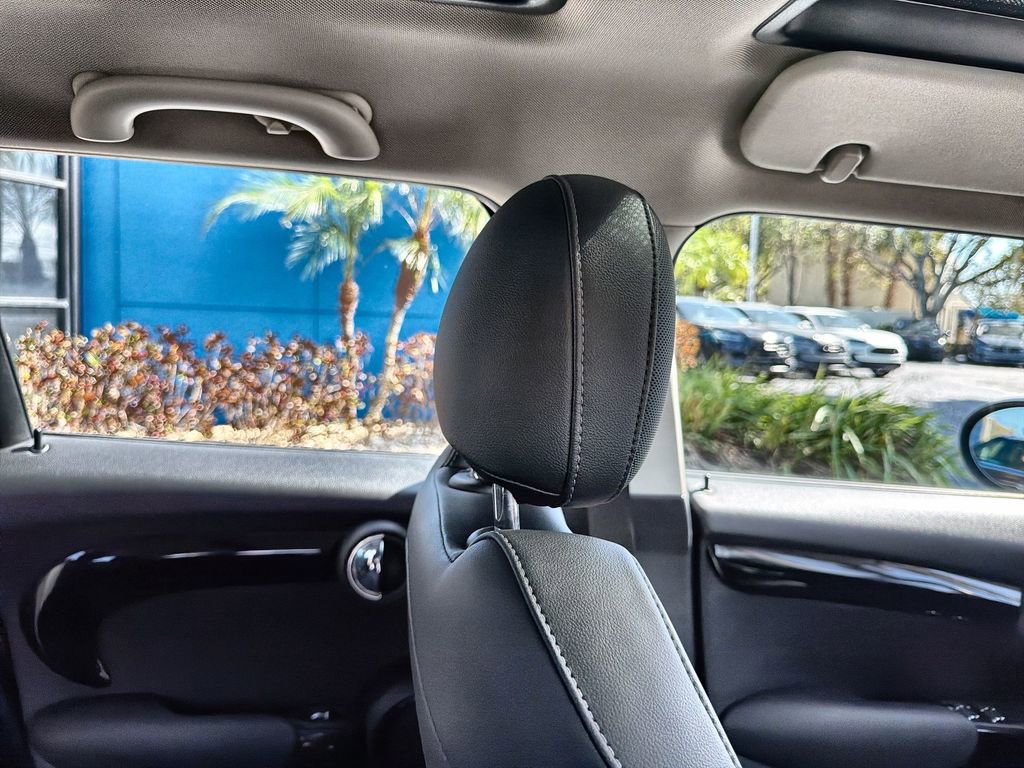 Used 2021 MINI Cooper S image 16