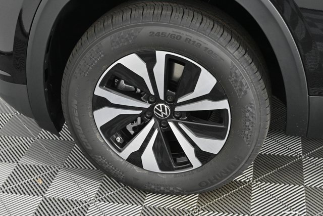 New 2026 Volkswagen Atlas SE image 5