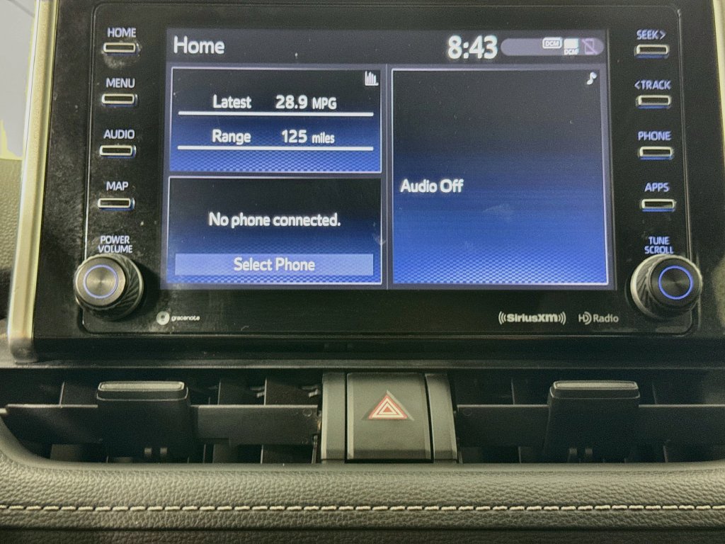 Used 2020 Toyota RAV4 XLE w/ Convenience Package FWD image 17