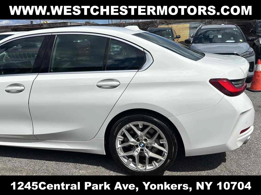 Used 2025 BMW 330i xDrive Sedan AWD/4WD image 8