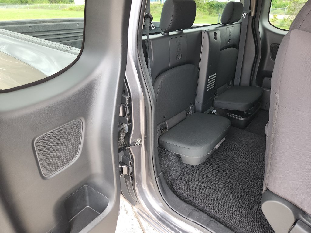 Used 2022 Nissan Frontier S w/ Technology Package AWD/4WD image 15
