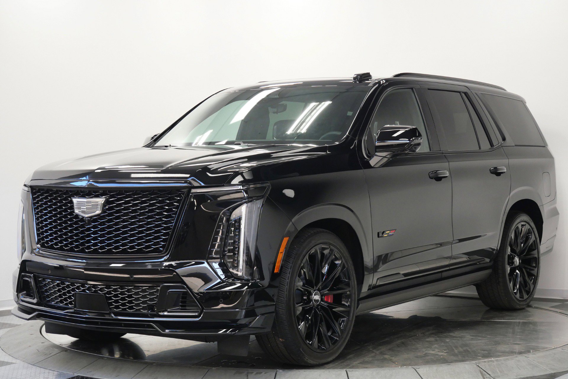Used 2026 Cadillac Escalade V w/ LPO, ONYX Package AWD/4WD image 5