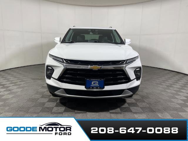 Used 2023 Chevrolet Blazer LT image 3