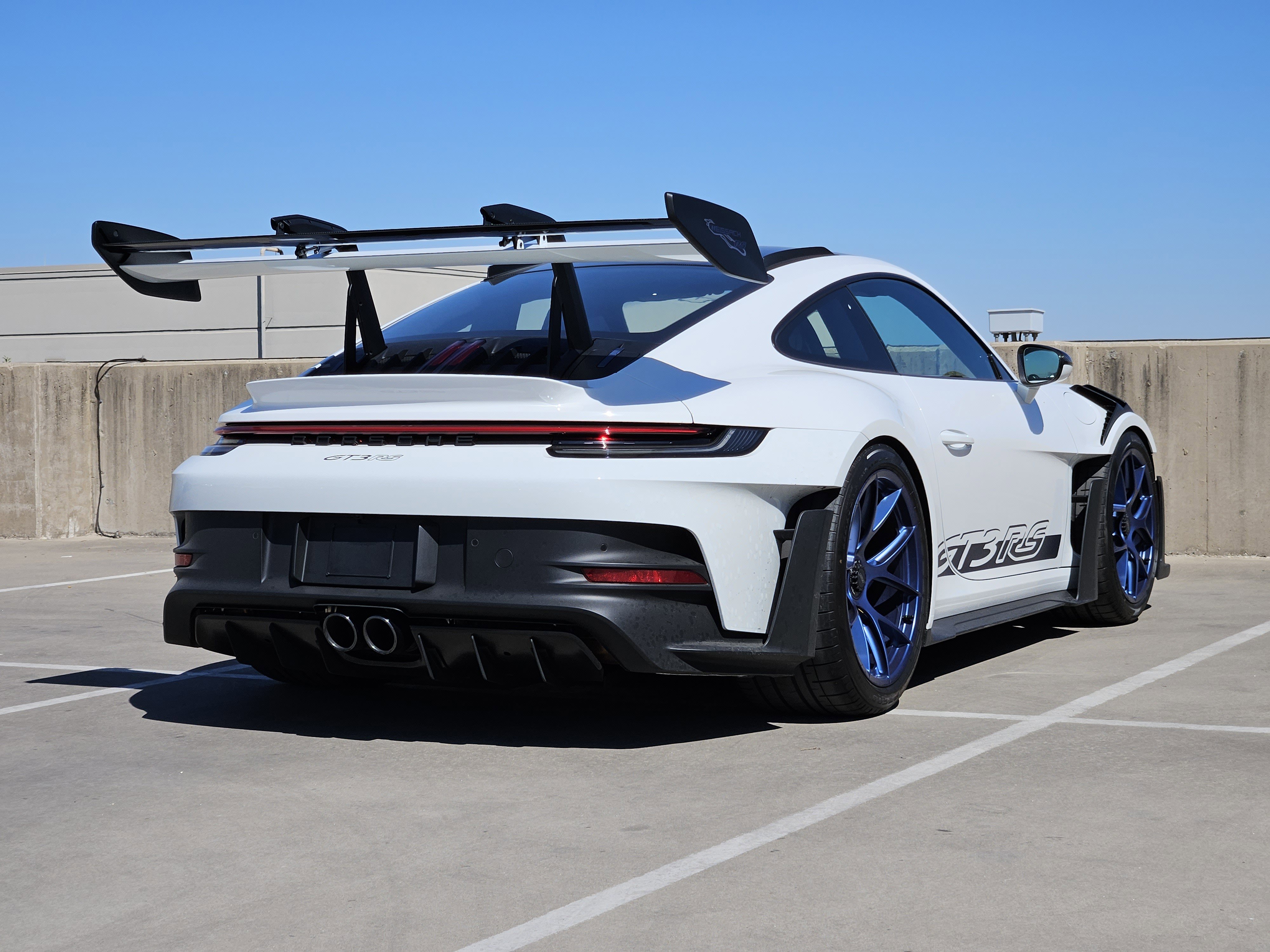 Used 2025 Porsche 911 GT3 RS image 8