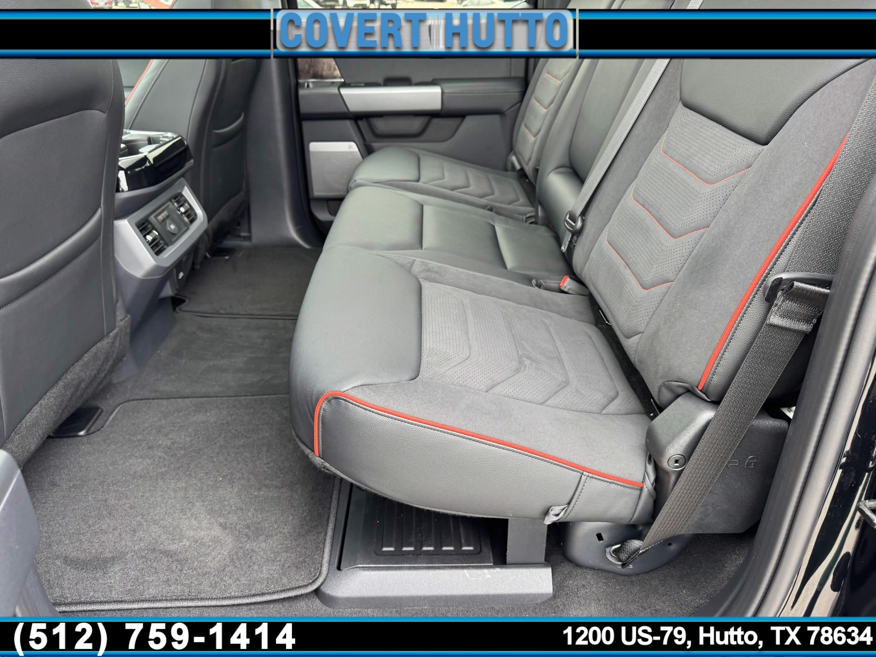 New 2026 Ford F250 Lariat w/ Black Appearance Package image 23