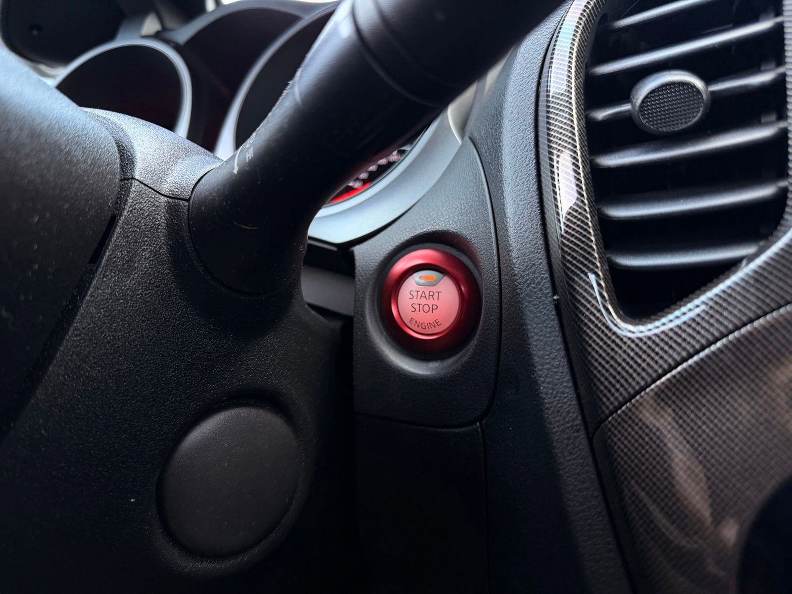 Used 2015 Nissan Juke NISMO RS FWD image 48