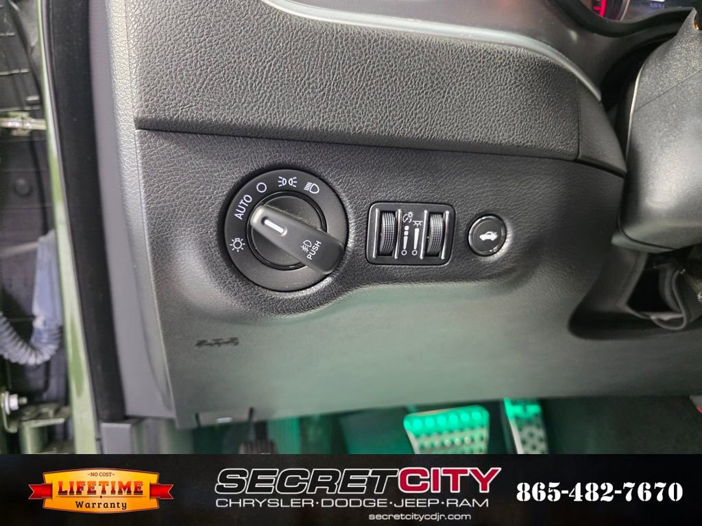 Used 2022 Dodge Charger Scat Pack image 14