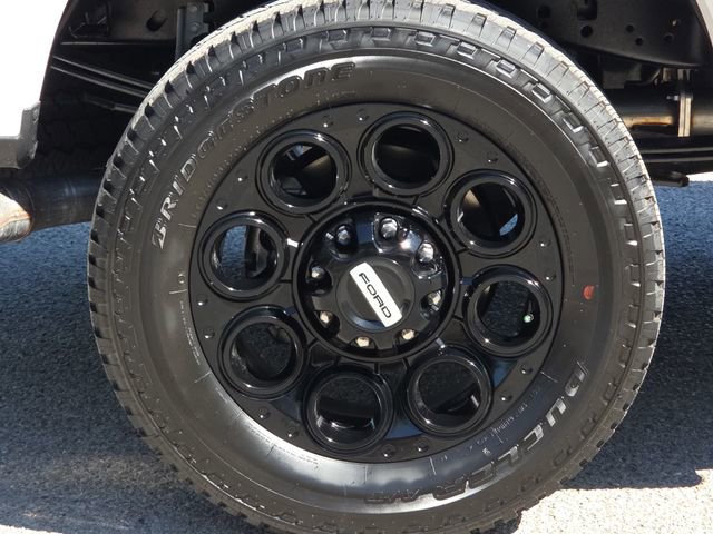 New 2026 Ford F250 Lariat w/ Black Appearance Package image 9