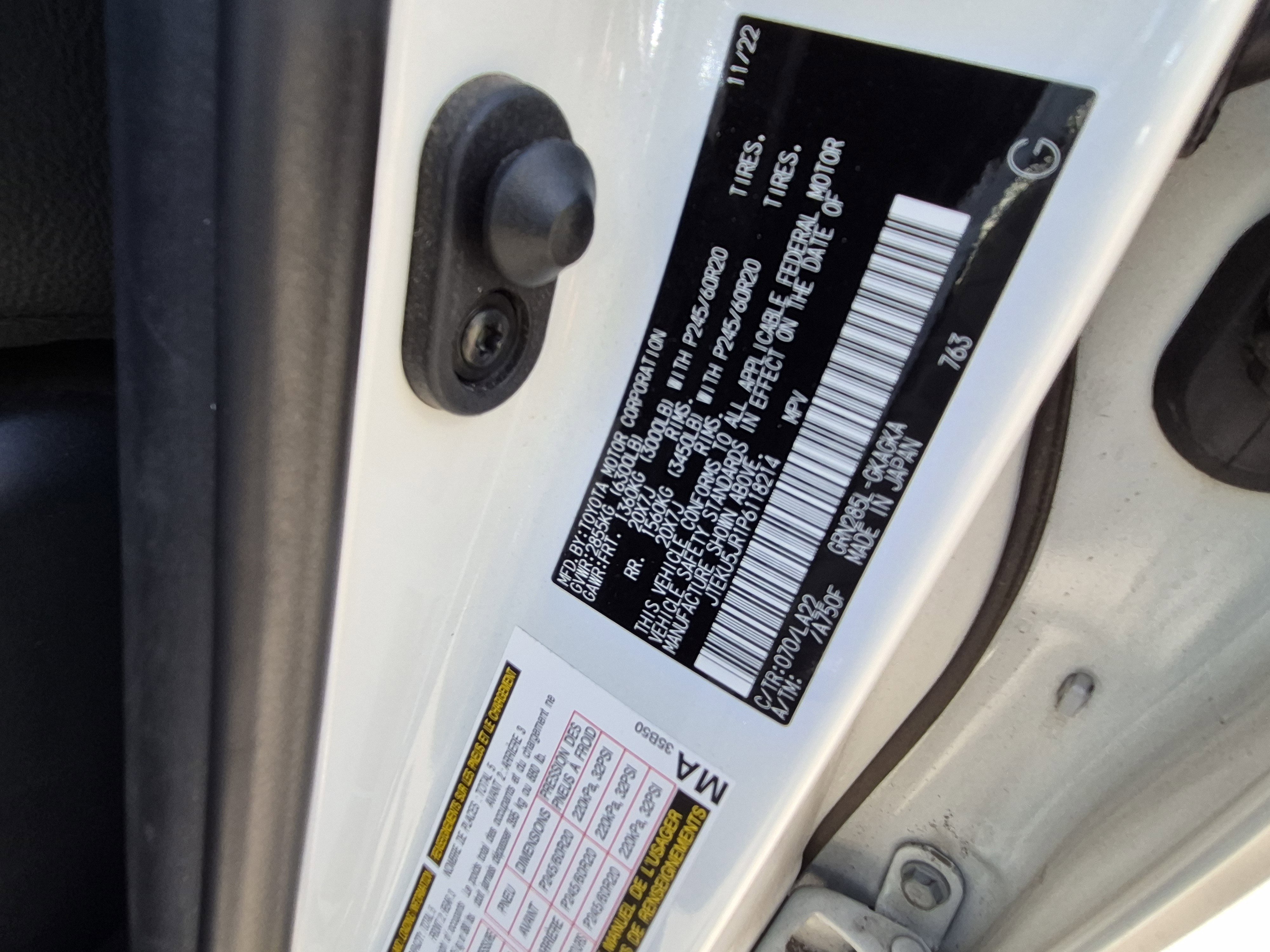 Used 2023 Toyota 4Runner Limited AWD/4WD image 25