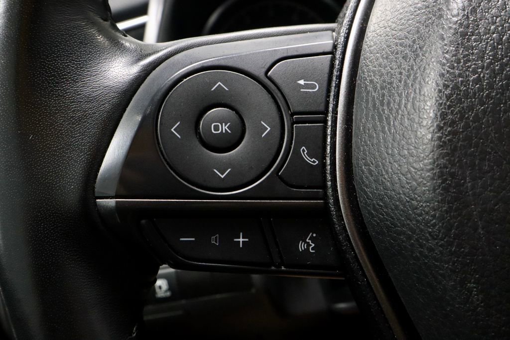 Used 2024 Toyota Camry SE image 26