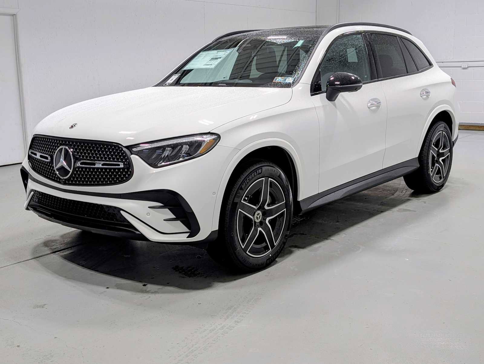 New 2026 Mercedes-Benz GLC 300 4MATIC image 1